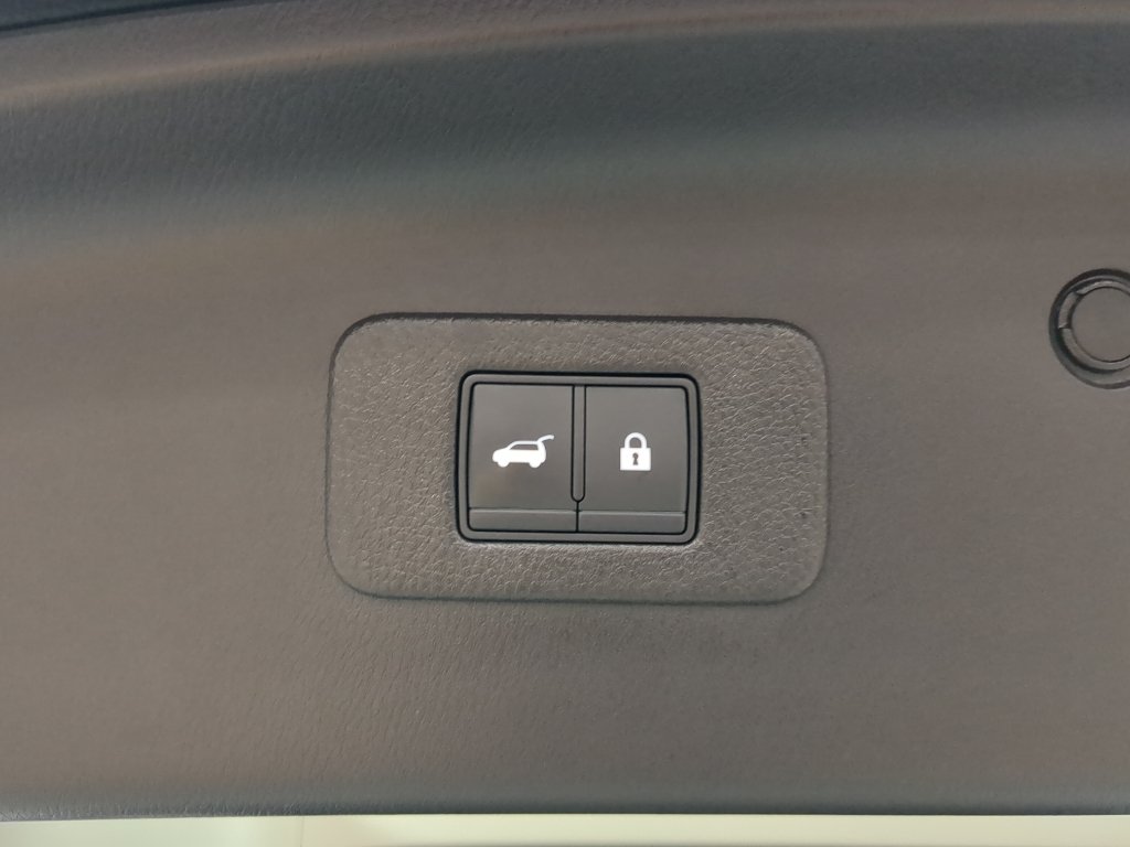 Certified Used 2022 SUPER BLACK Nissan SL image 20