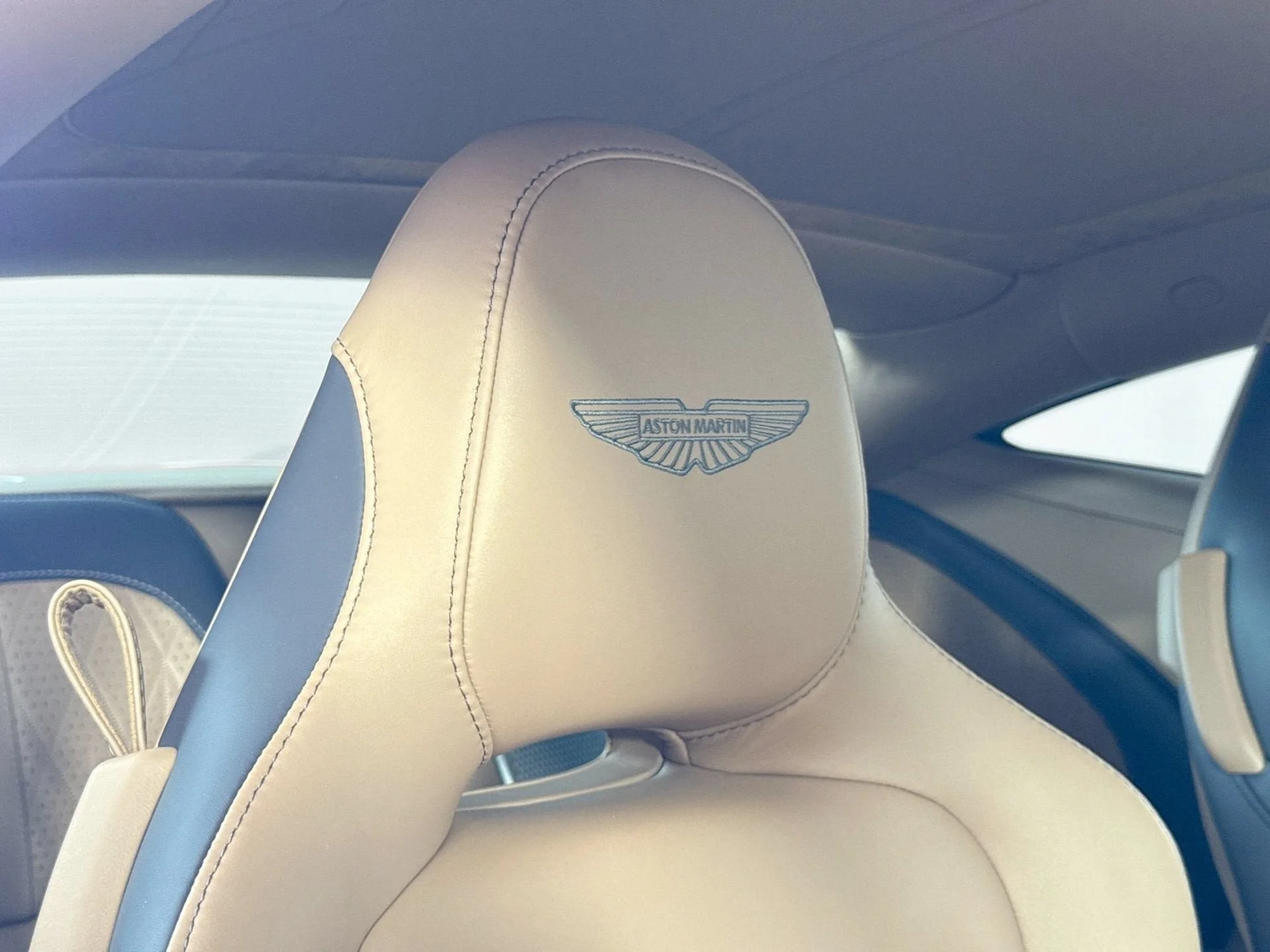Used 2024 Q Iridescent Emerald Aston Martin  image 25