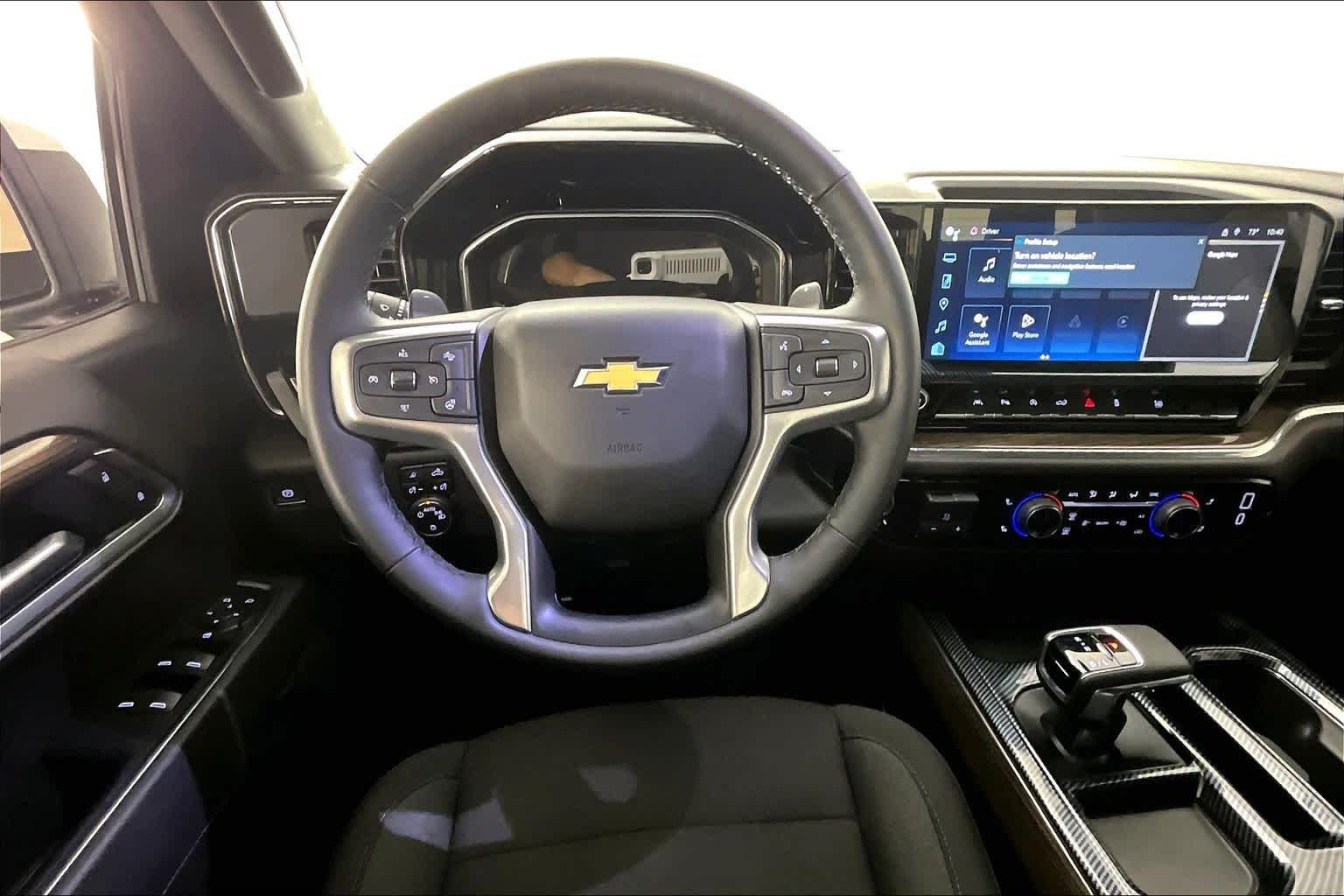 2025 Chevrolet Silverado 1500 LT - Photo 6