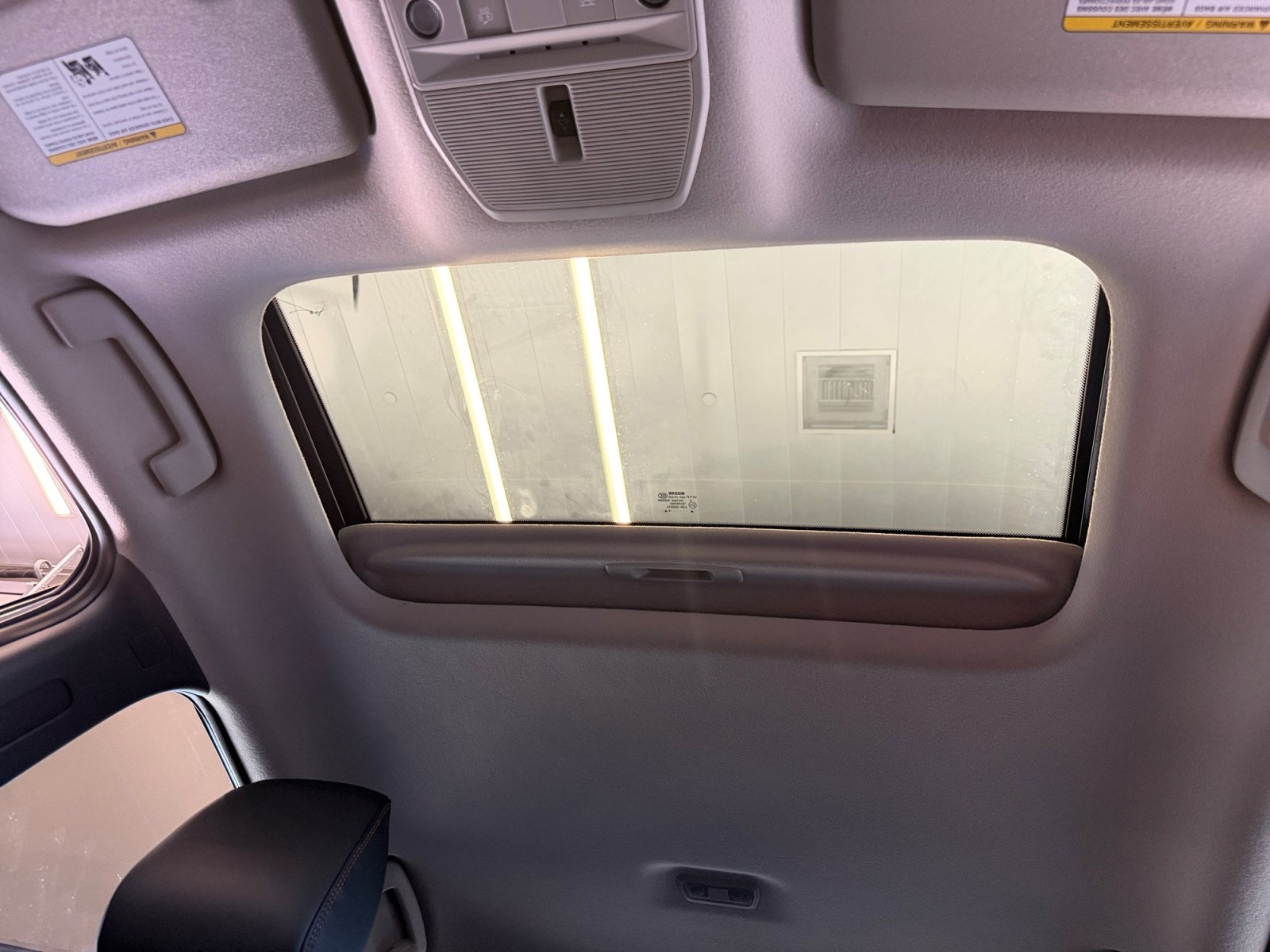 New 2027 Atlantic Gray Metallic/Super Black Nissan SR image 20