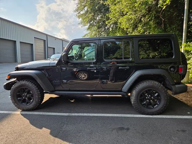Used 2022 Black Jeep Unlimited Willys image 3