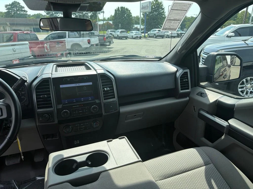 Used 2019 Red Ford XLT image 13