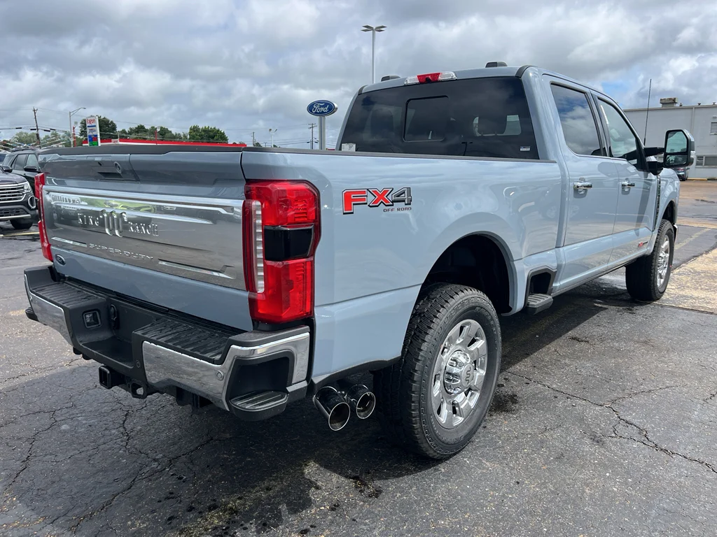 New 2026 Glacier Gray Metallic Tri-Coat Ford F-250® King Ranch® image 5