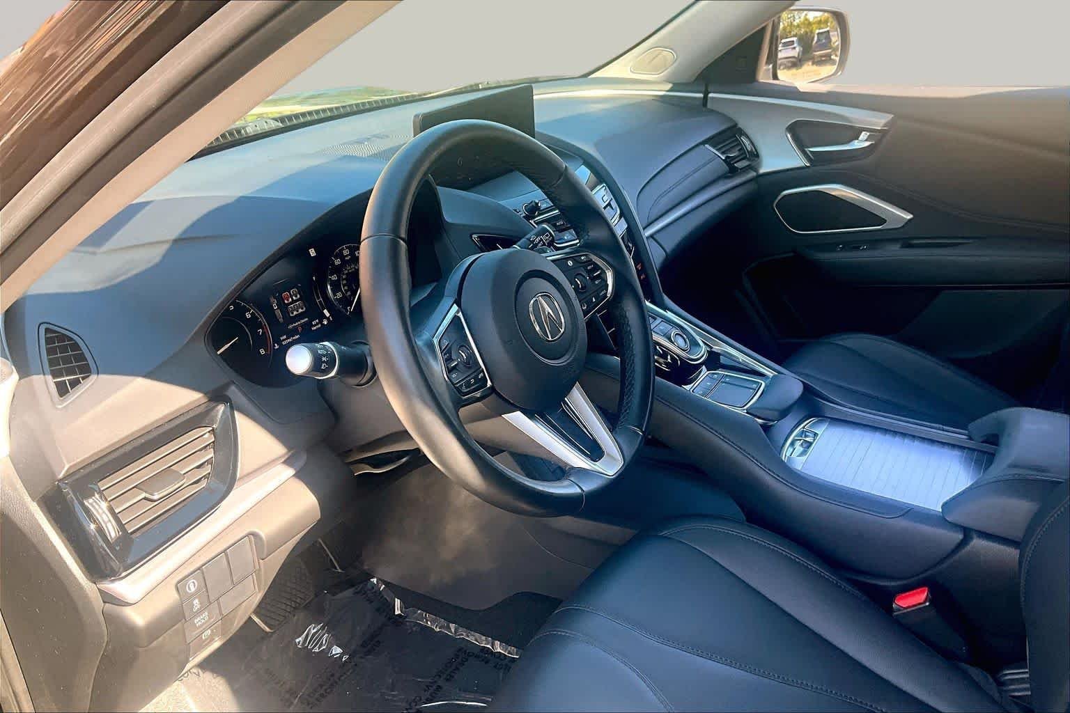 Used 2023 Majestic Black Pearl Acura  image 18