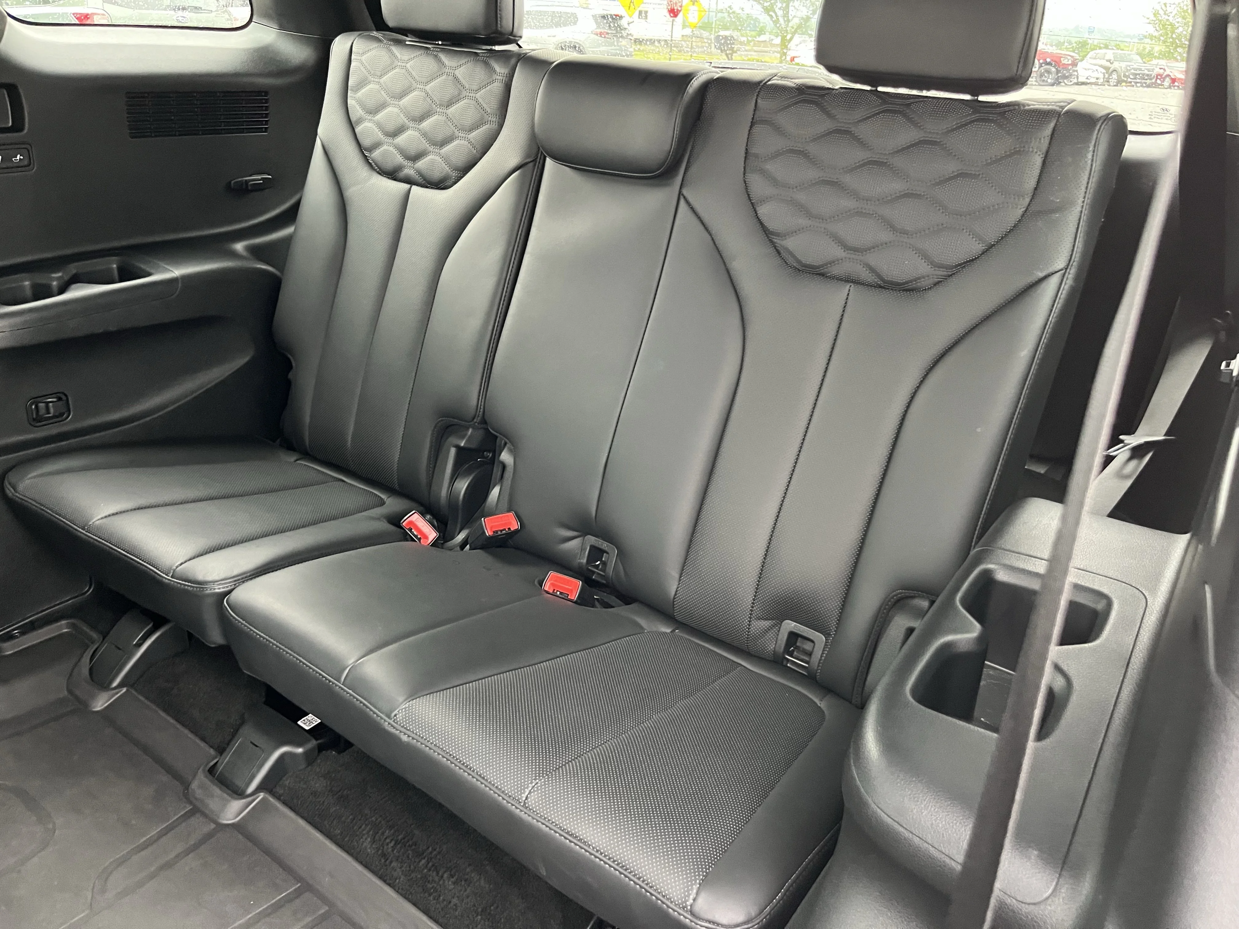Used 2021 White Hyundai Calligraphy image 20