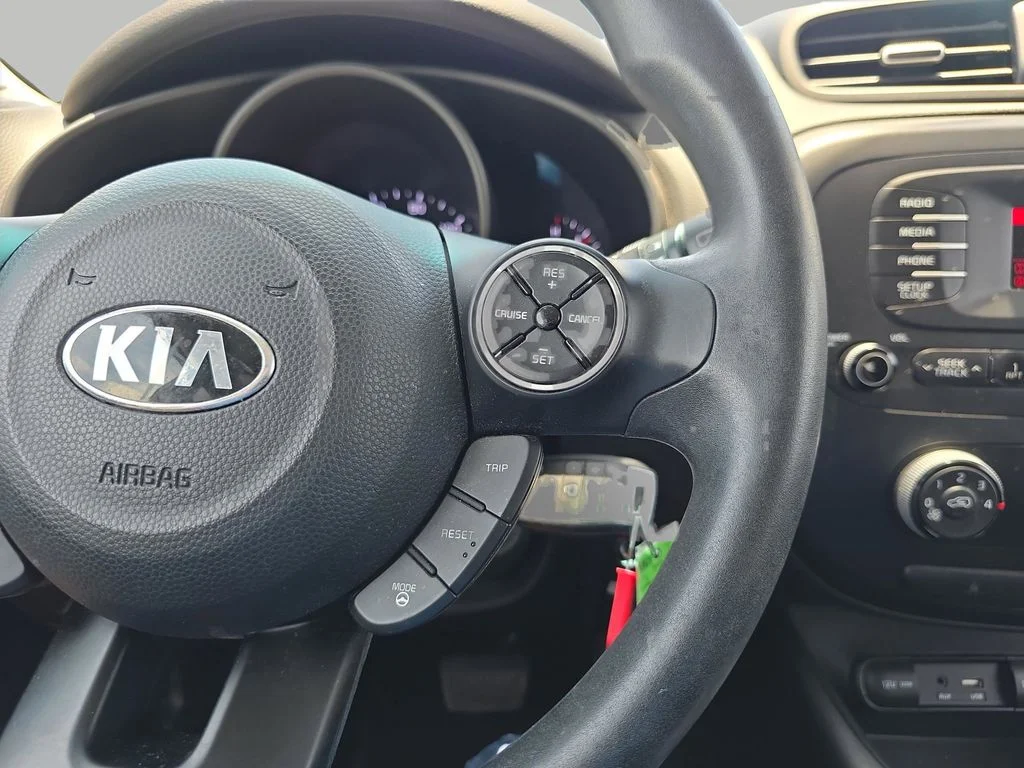 Used 2016 Titanium Gray Kia Base image 20