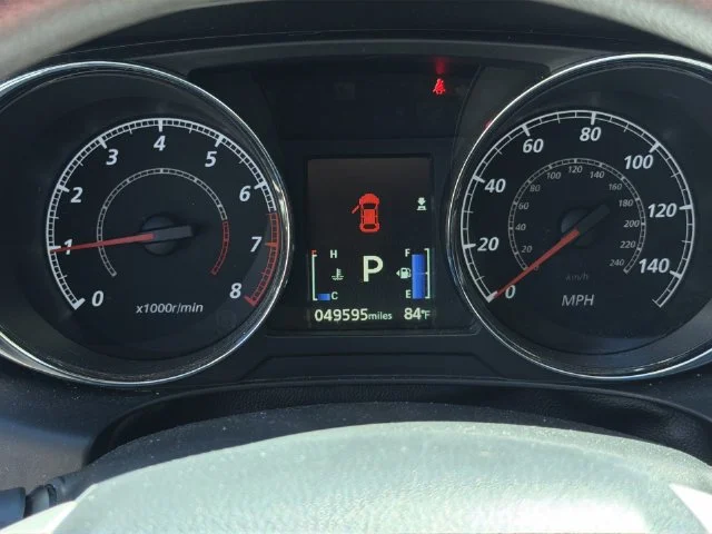 Used 2024 Gray Mitsubishi 2.0 ES image 15