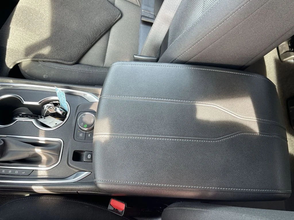 Used 2023 White Chevrolet LT image 20
