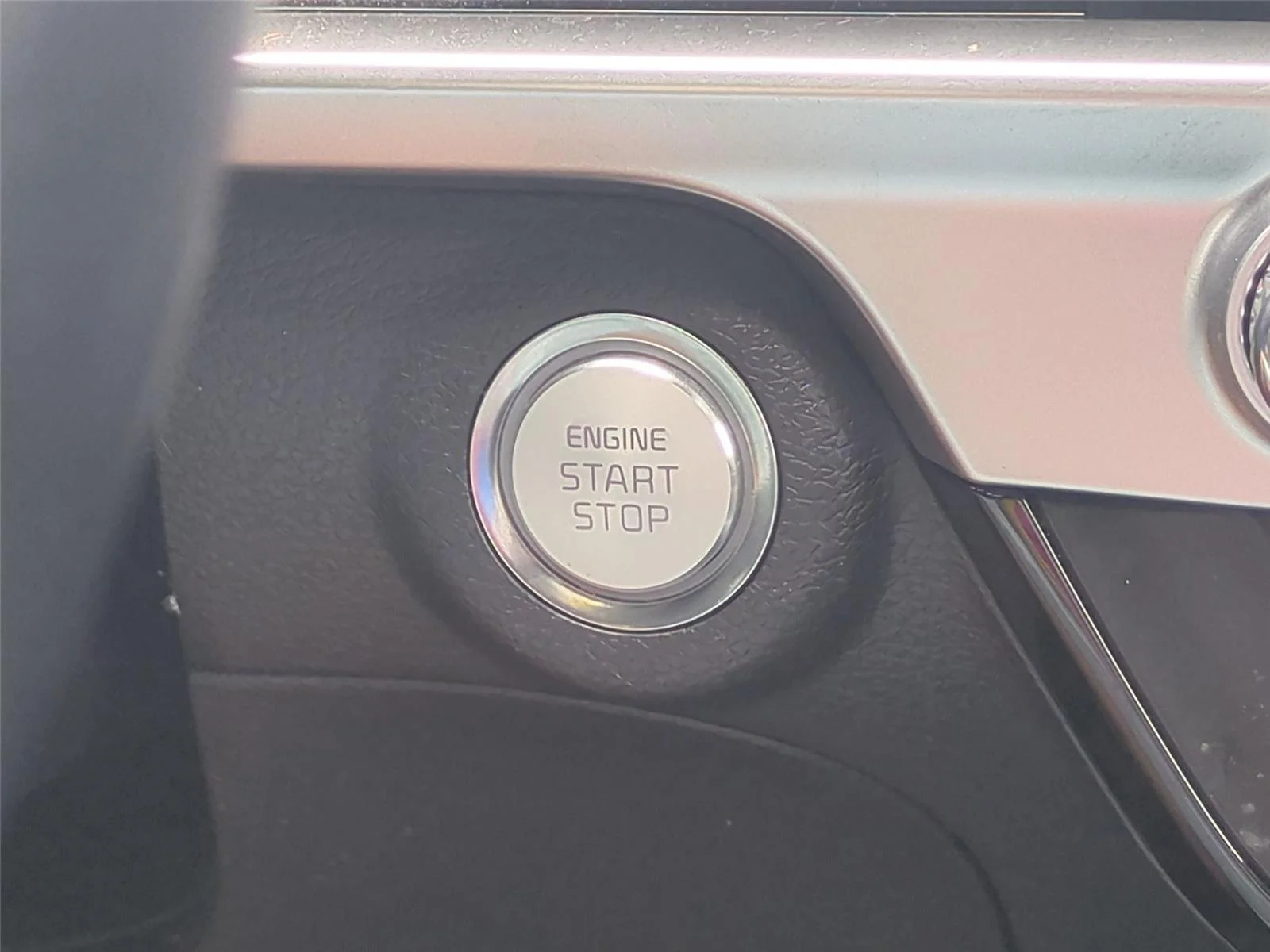 Used 2025 Ebony Black Kia S image 32