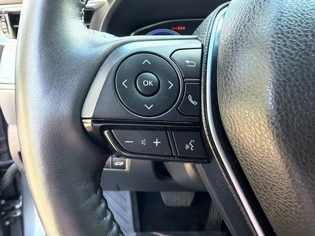 2024 Toyota Venza Limited - Photo 24