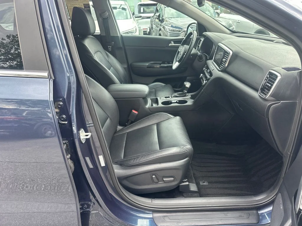 Used 2021 Blue Kia EX image 11