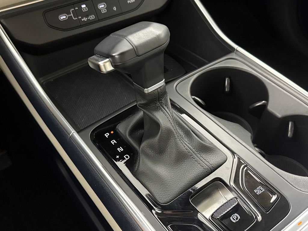 2025 Kia Carnival EX - Photo 19