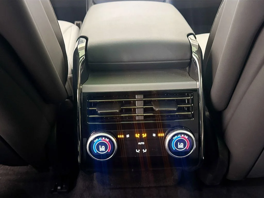 Certified Used 2024 White Land Rover Dynamic SE image 25