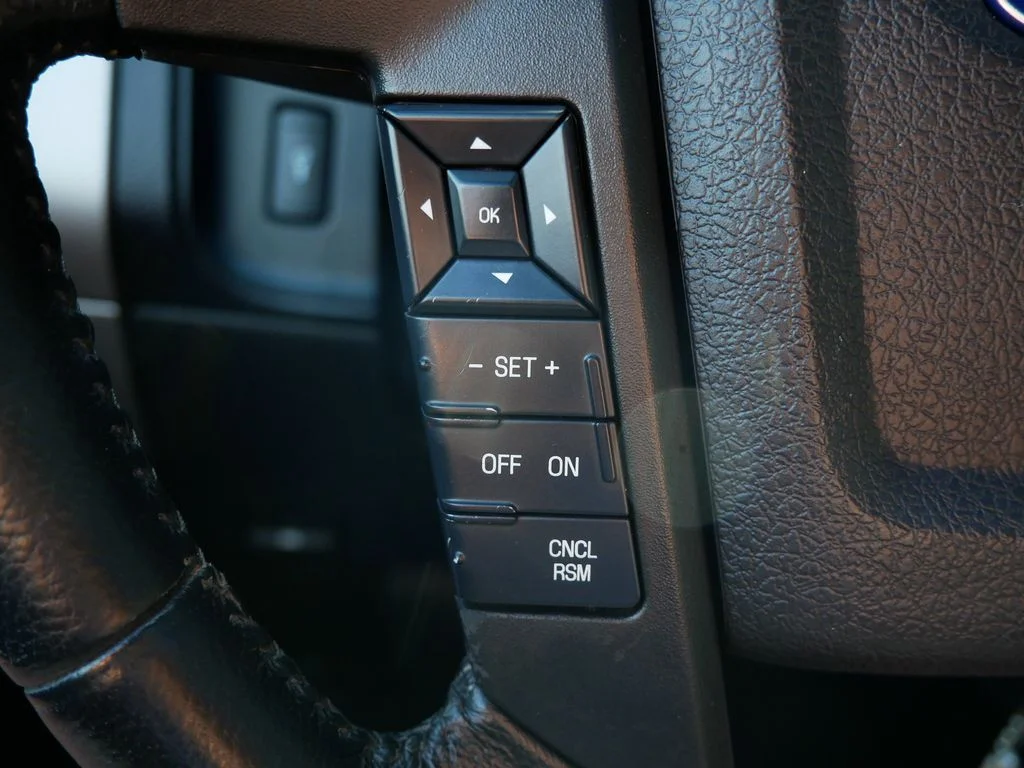 Used 2017 Black Ford XLT image 19