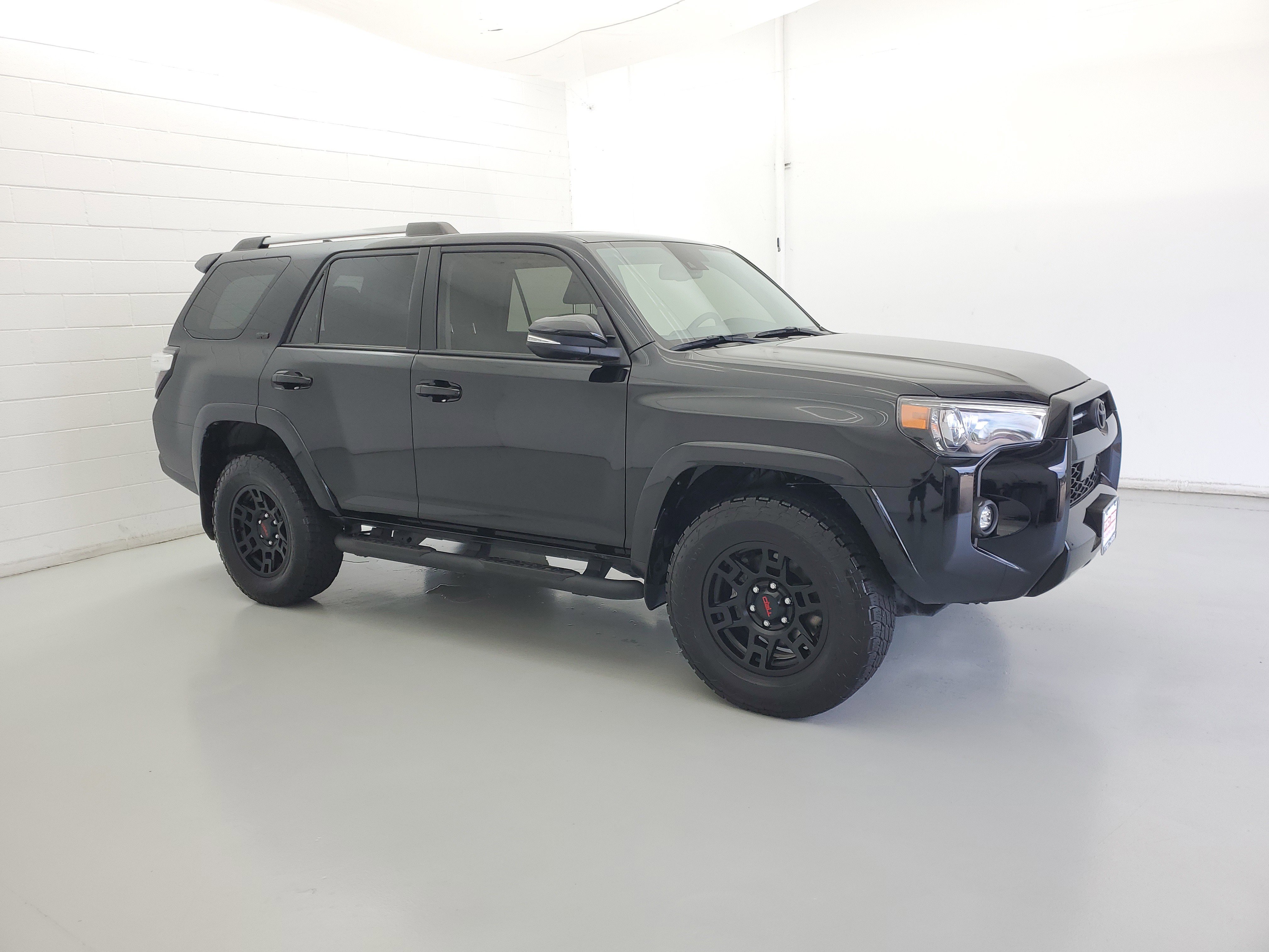 Used 2024 Midnight Black Metallic Toyota SR5 Premium image 4