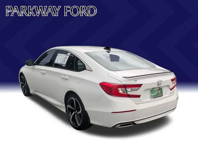 Used 2022  Honda Sport image 7
