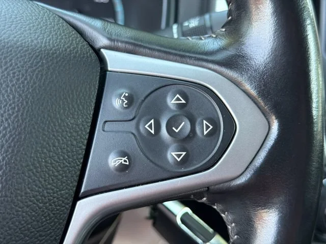Used 2018 RED HOT Chevrolet 4WD ZR2 image 25