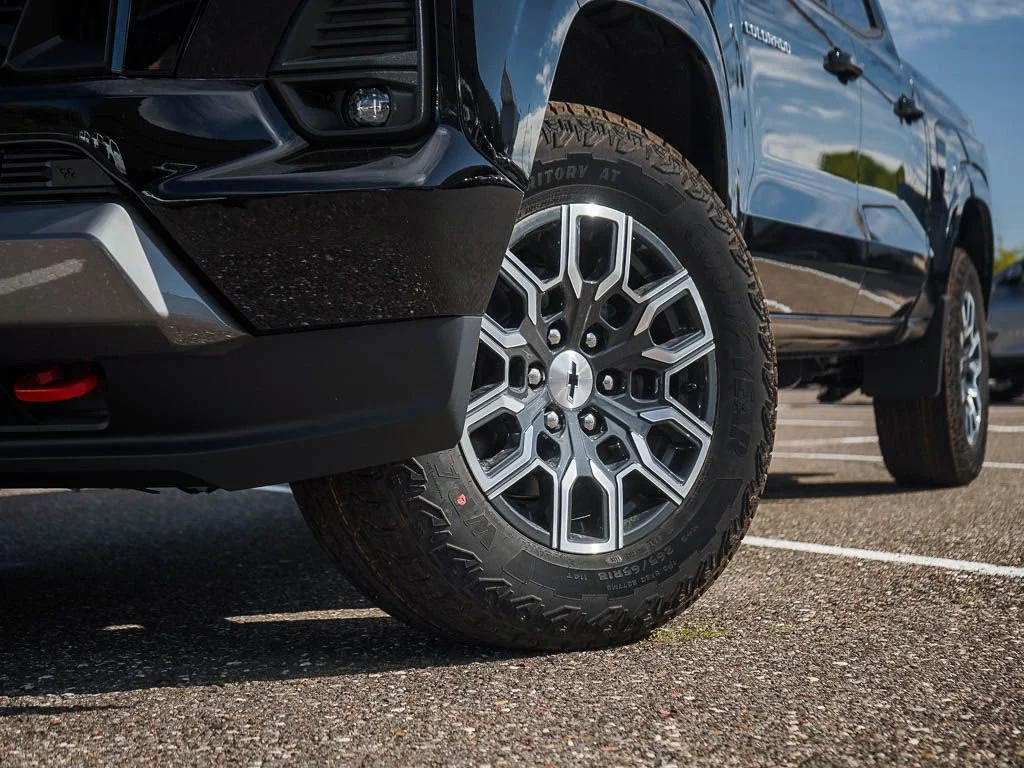 New 2026 Black Chevrolet Z71 image 5