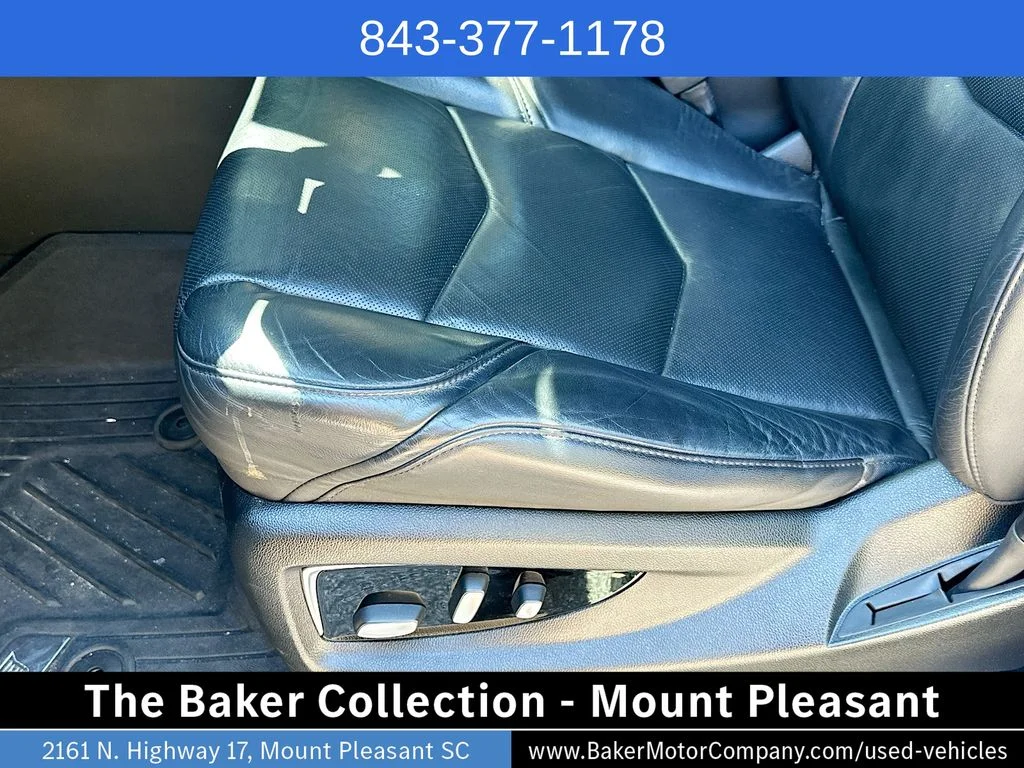 Used 2020 Crystal White Tricoat Cadillac Premium Luxury image 20