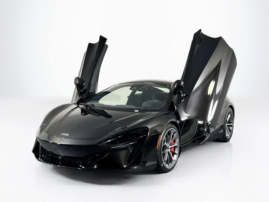New 2026 Onyx Black McLaren  image 26