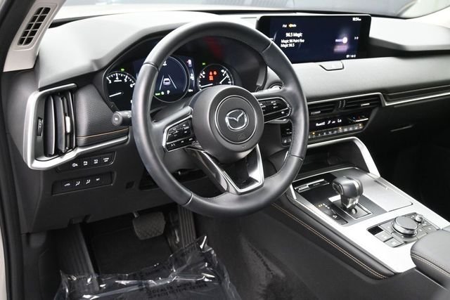 Certified Used 2026 Platinum Quartz Mazda 3.3 Turbo Preferred image 7