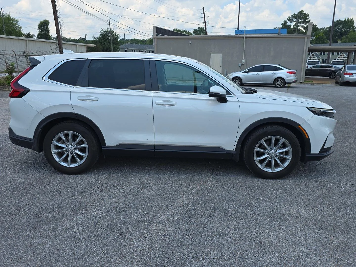 Used 2024 Platinum White Pearl Honda EX-L image 2