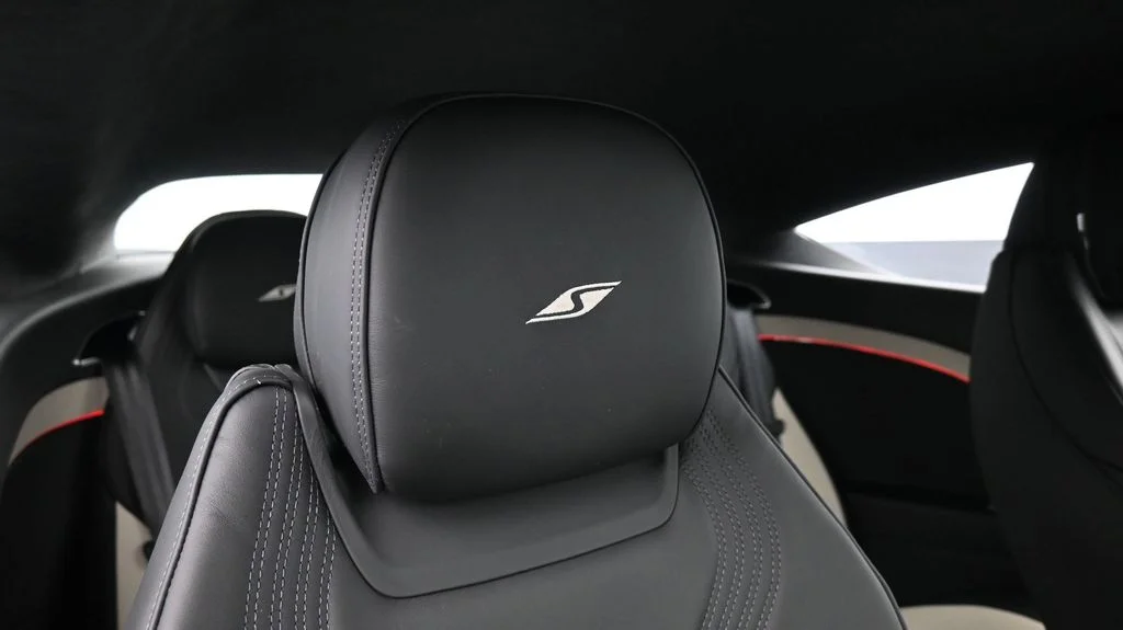 New 2026 Black Bentley S V8 image 18