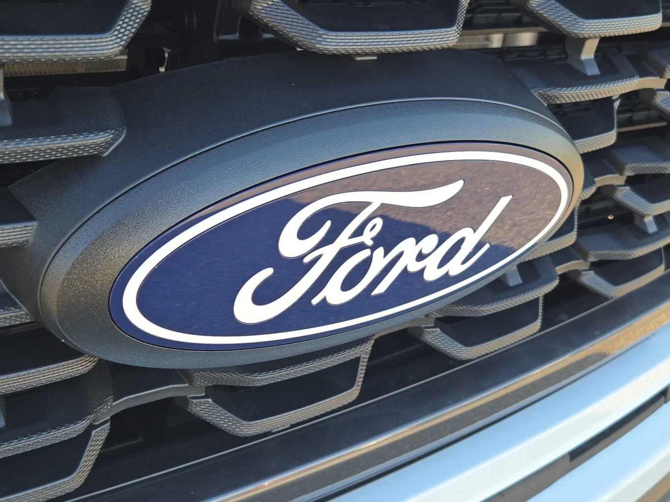 New 2026 Oxford White Ford STX® image 17