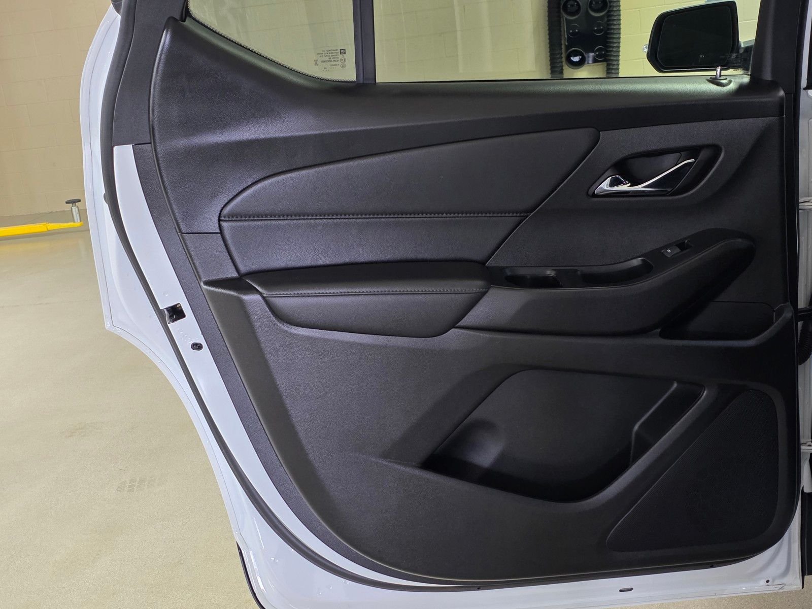 Used 2023 Summit White Chevrolet LT image 13