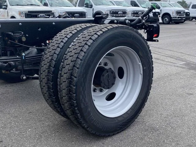 New 2026 White Ford XL image 9