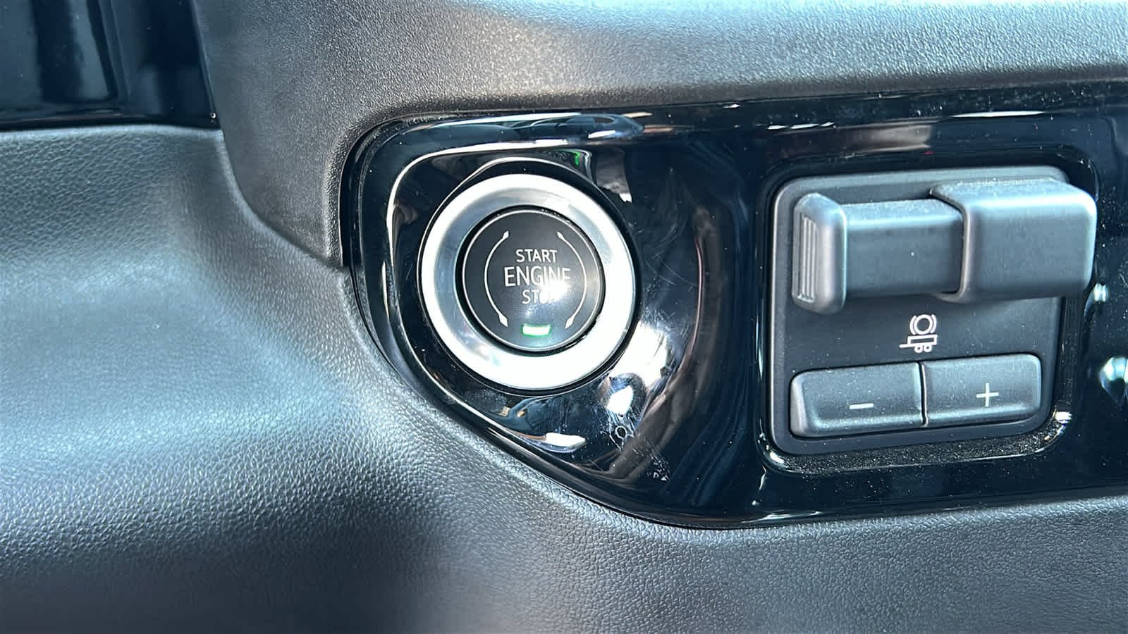 2024 Chevrolet Silverado 1500 High Country - Photo 17