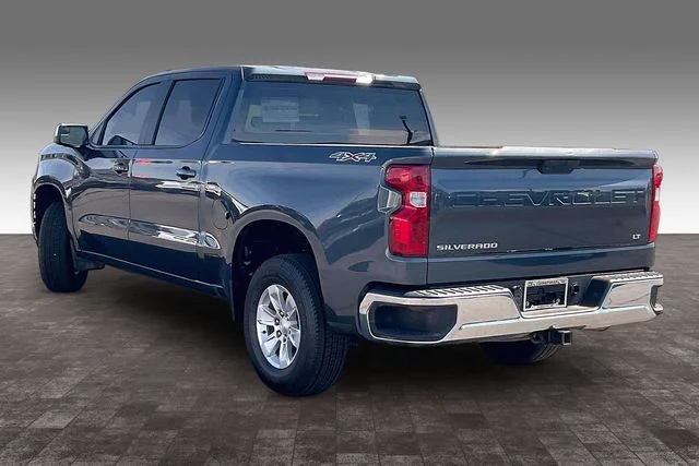 Used 2021 Gray Chevrolet LT image 12