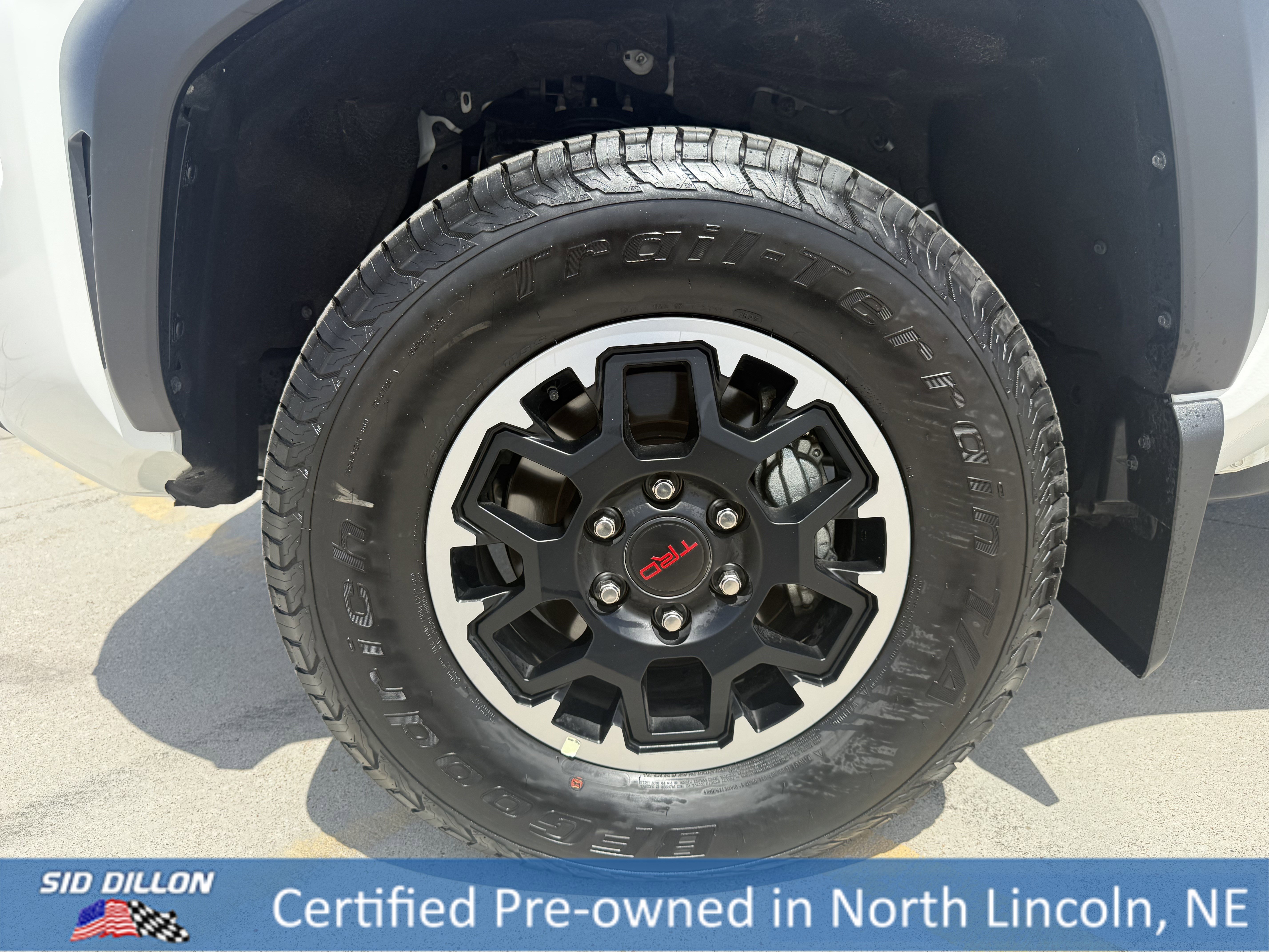 Used 2025 Ice Cap Toyota TRD Off-Road image 9