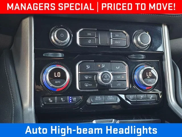 Used 2023 White GMC Denali image 27