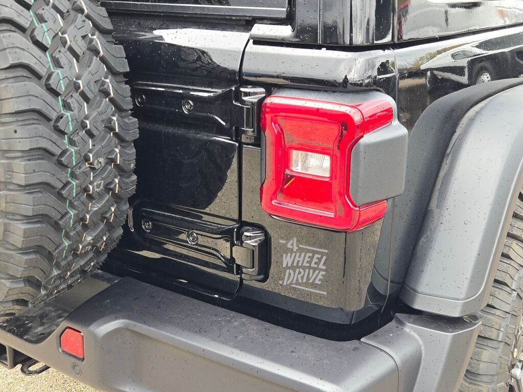 New 2026 Black Clear-Coat Exterior Paint Jeep Willys image 11