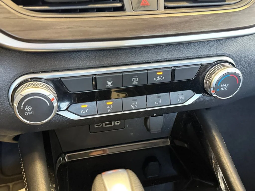 Used 2023 Gray Nissan 2.5 SV image 23