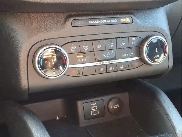 Used 2025  Ford ST-Line Select image 8