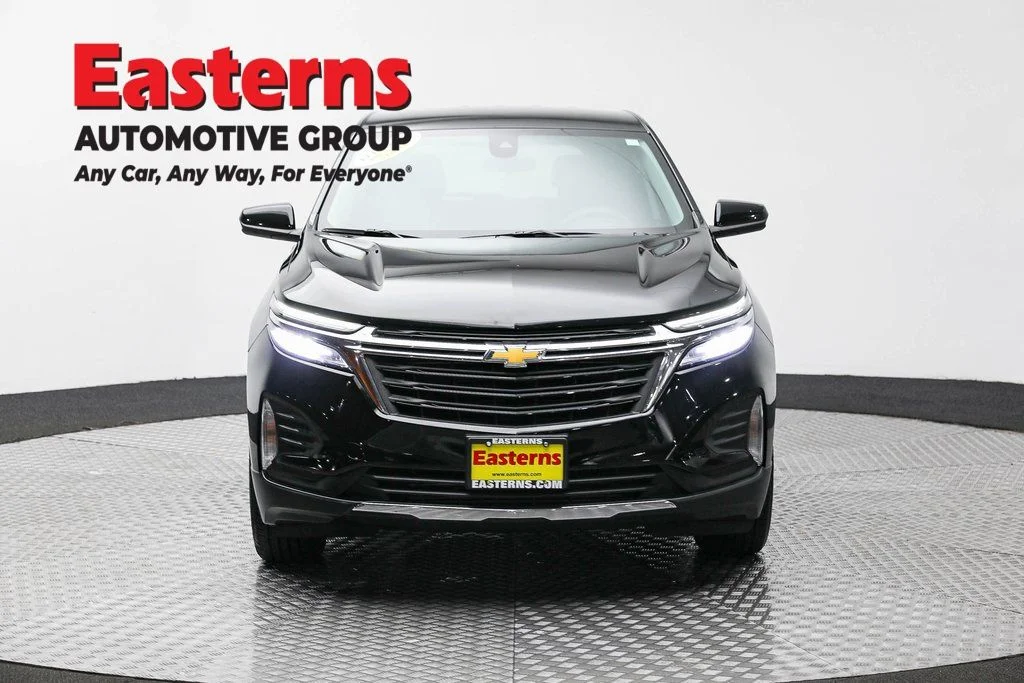Used 2022 Black Chevrolet LT image 2