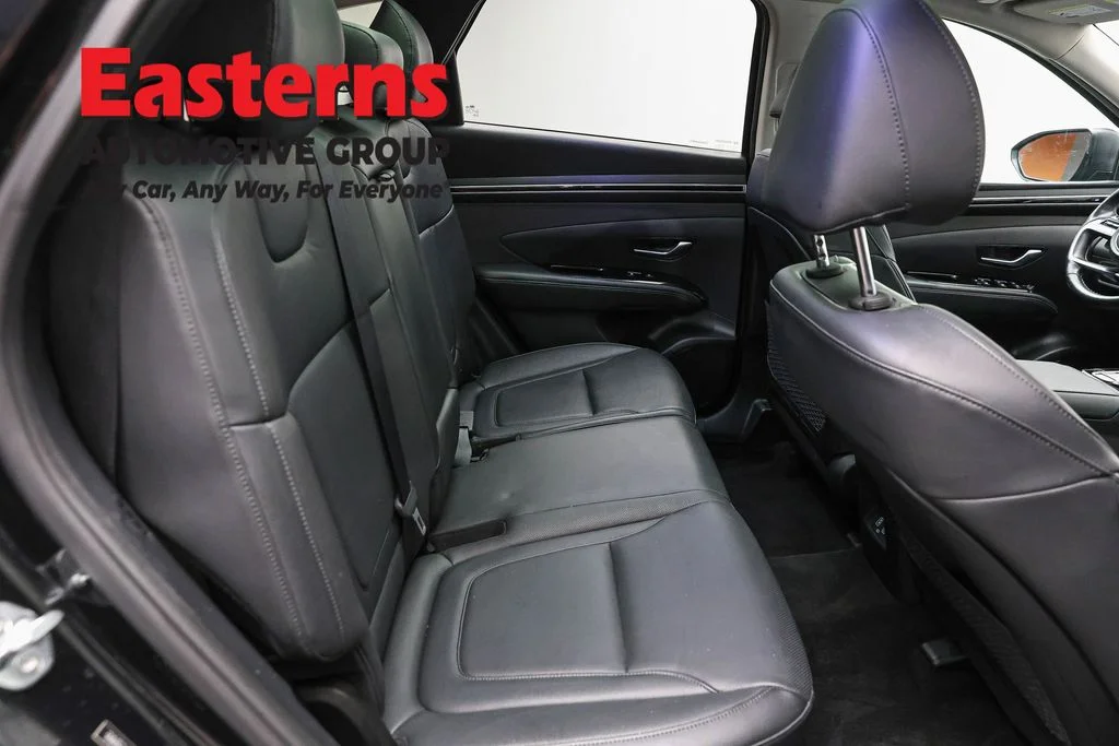 Used 2022 Black Hyundai Limited image 26