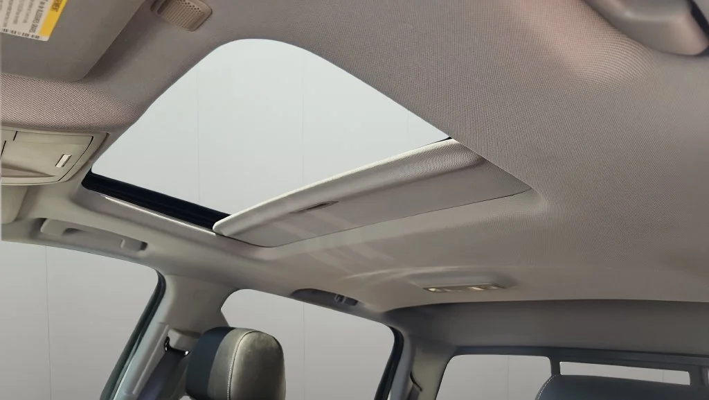Used 2015 Gray Chevrolet LTZ image 23