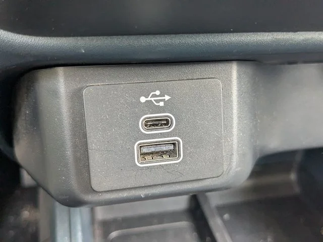 Used 2025 White Ford XL image 22