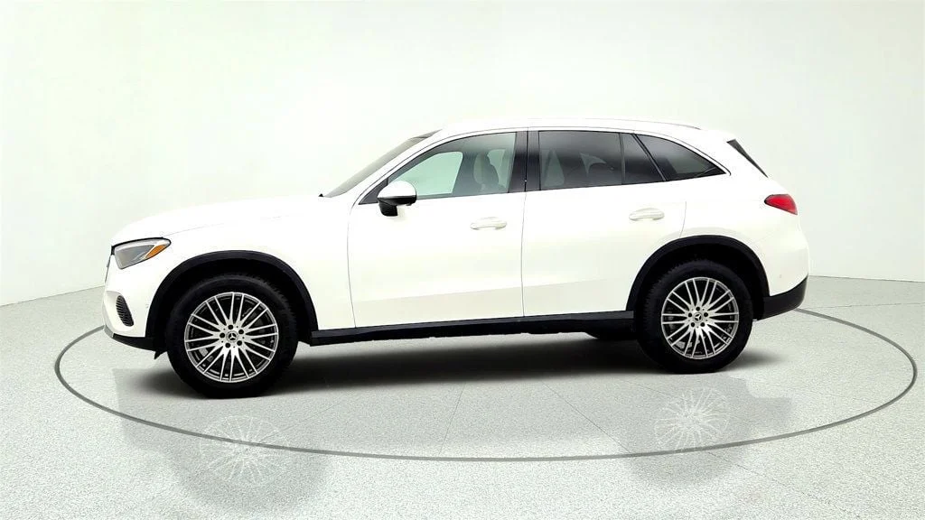 Used 2025 Polar White Mercedes-Benz GLC 300 4MATIC® SUV w/ Panorama Sunroof & 19