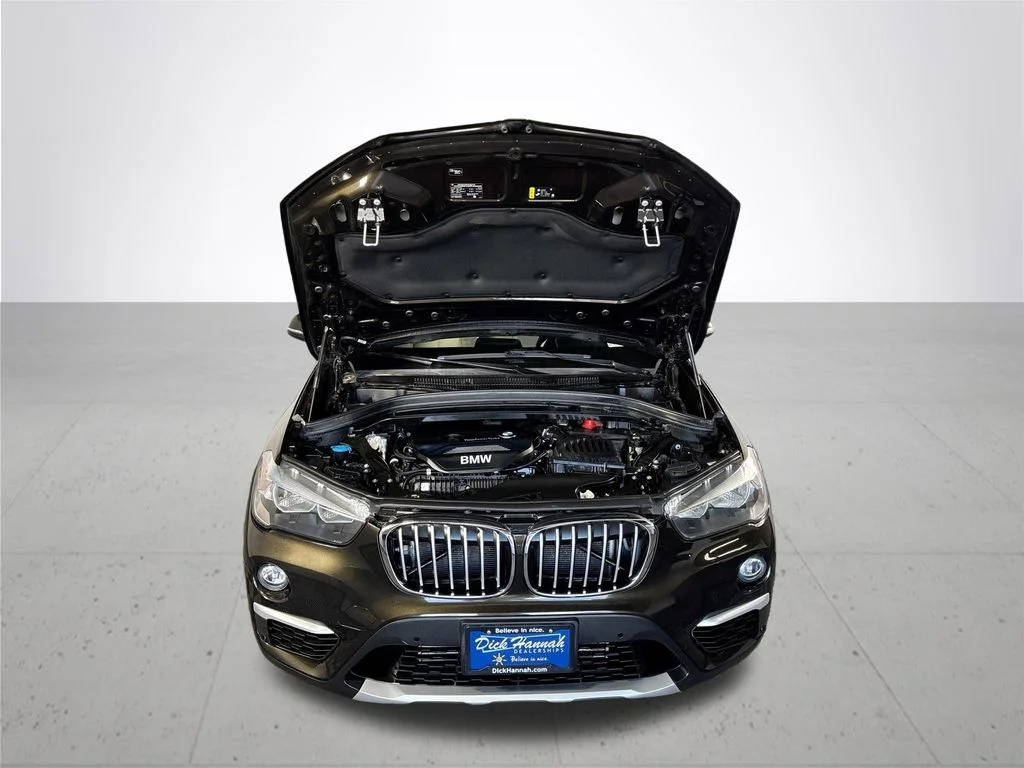 Used 2019 Green BMW xDrive28i image 23