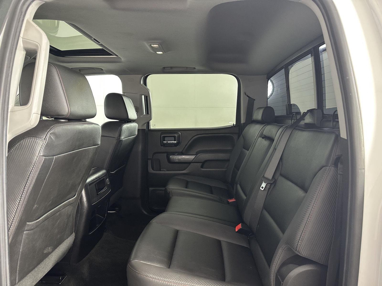 Used 2018 Summit White GMC SLT image 33