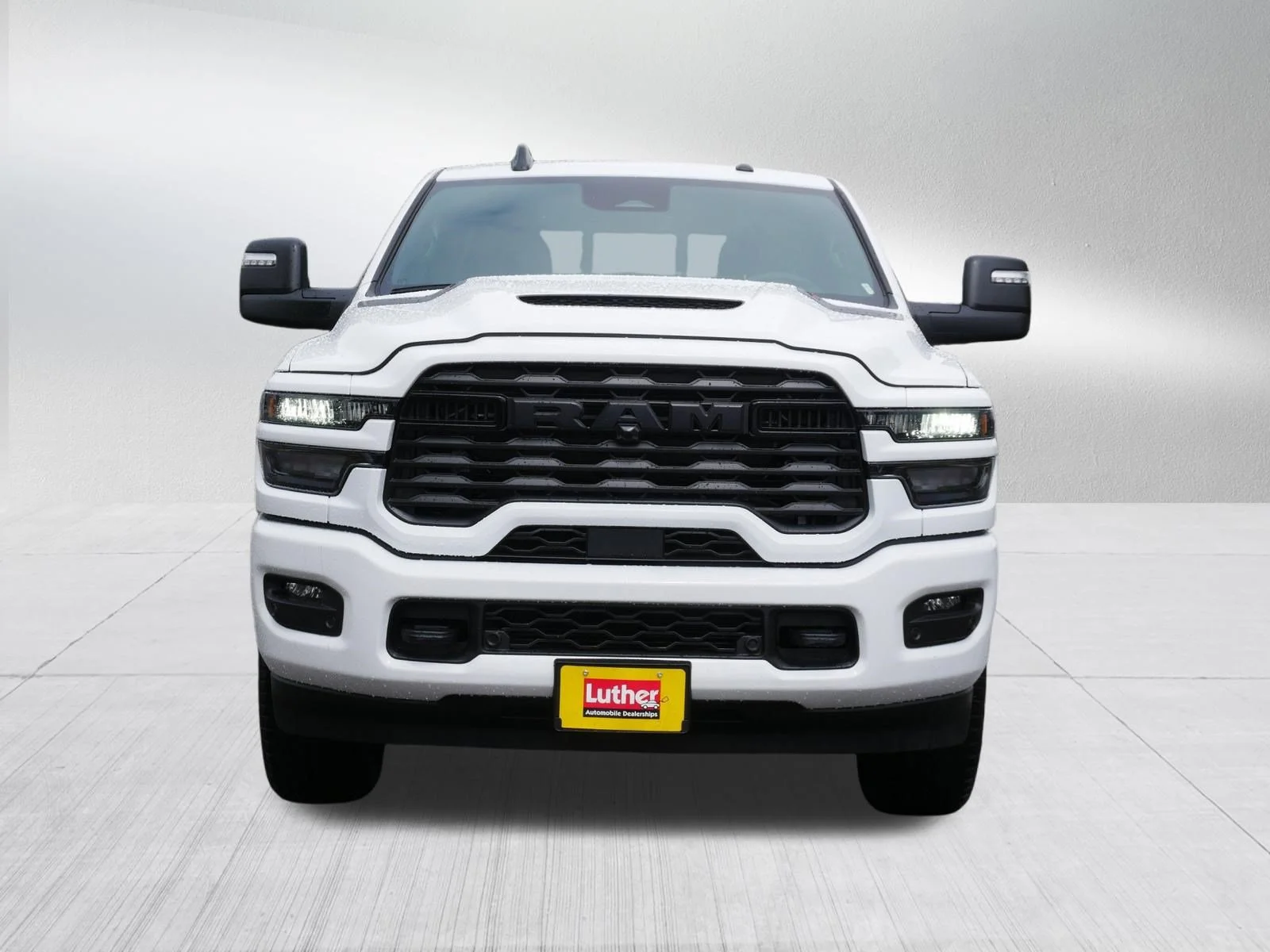 New 2026 Bright White Clear-Coat Exterior Paint RAM Big Horn image 6