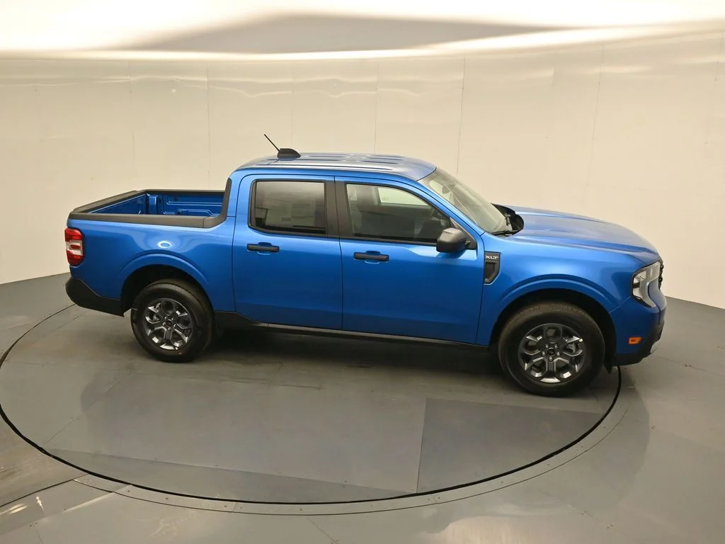 New 2026 Velocity Blue Ford XLT image 50