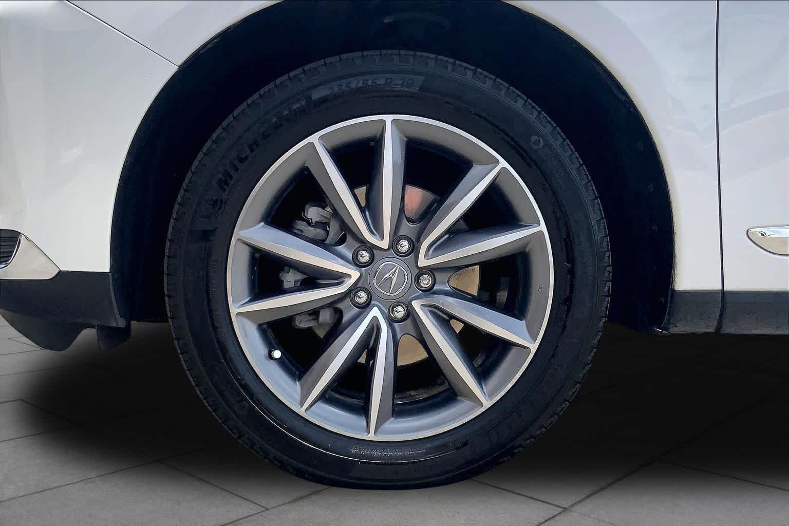 Used 2024 Platinum White Pearl Acura w/Technology Package image 11