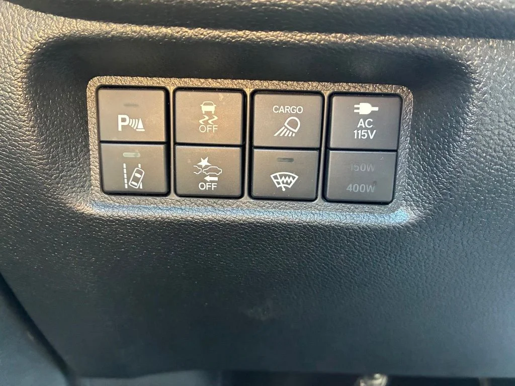 Used 2023 White Honda Black Edition image 53