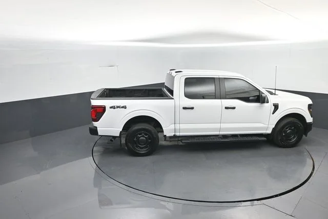 Used 2025 Oxford White Ford XL image 30