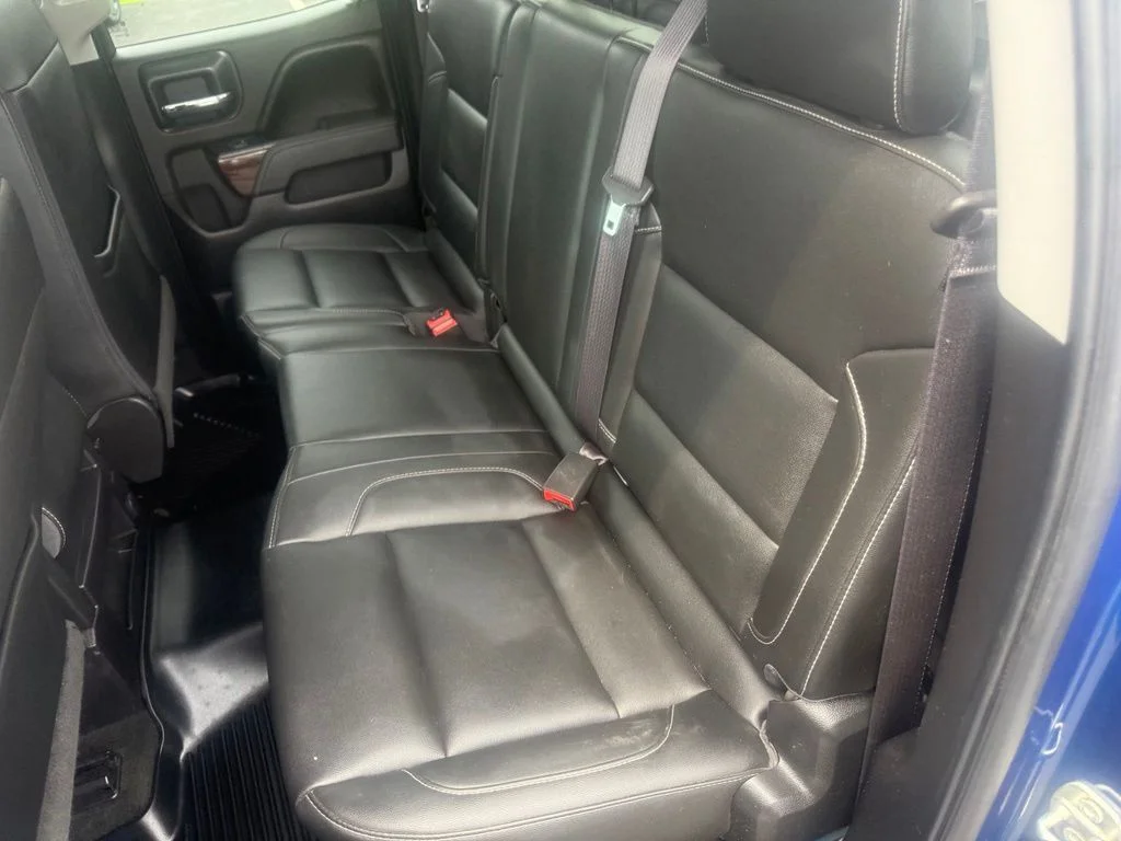 Used 2016 Blue GMC SLT image 31